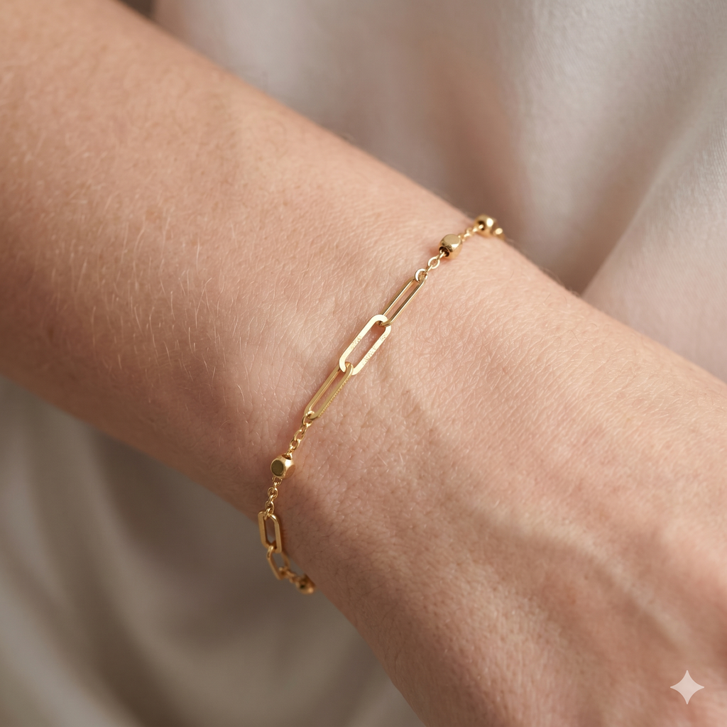 Bracciale a Catena in Oro Giallo 18 Carati di 1.3 Grammi.