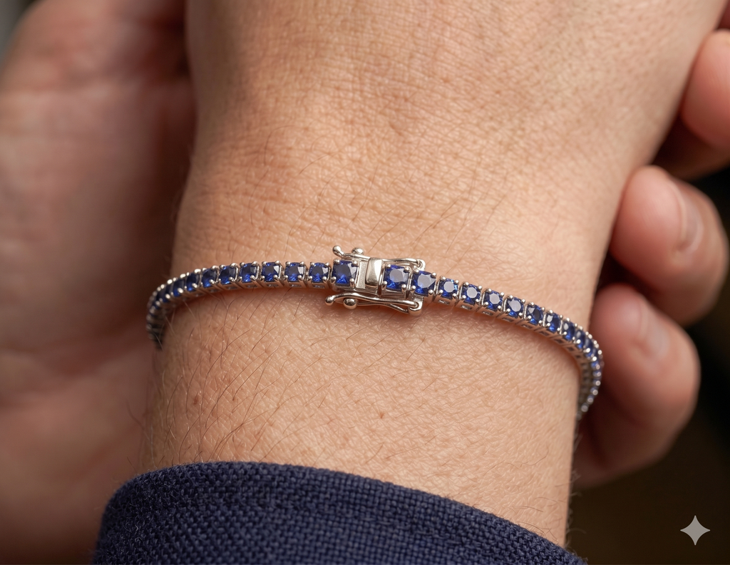Bracciale modello Tennis in Oro 18 Carati con Zaffiri.