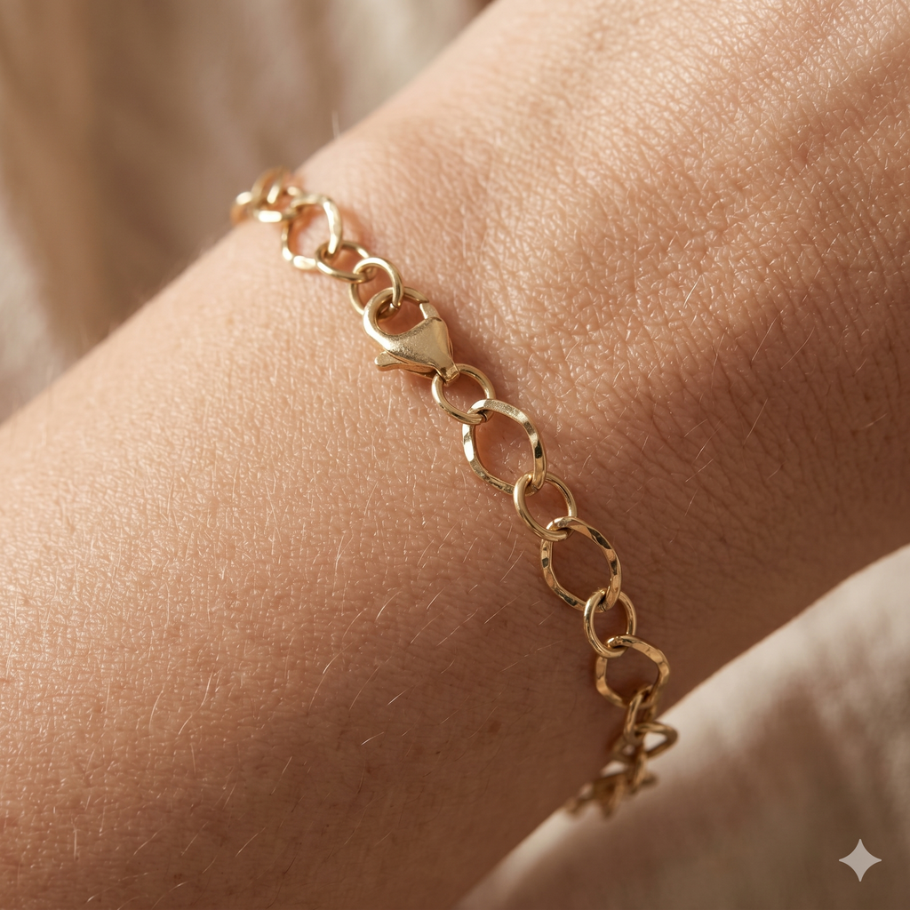 Bracciale a Catena in Oro Giallo 18 Carati di 2.0 Grammi.